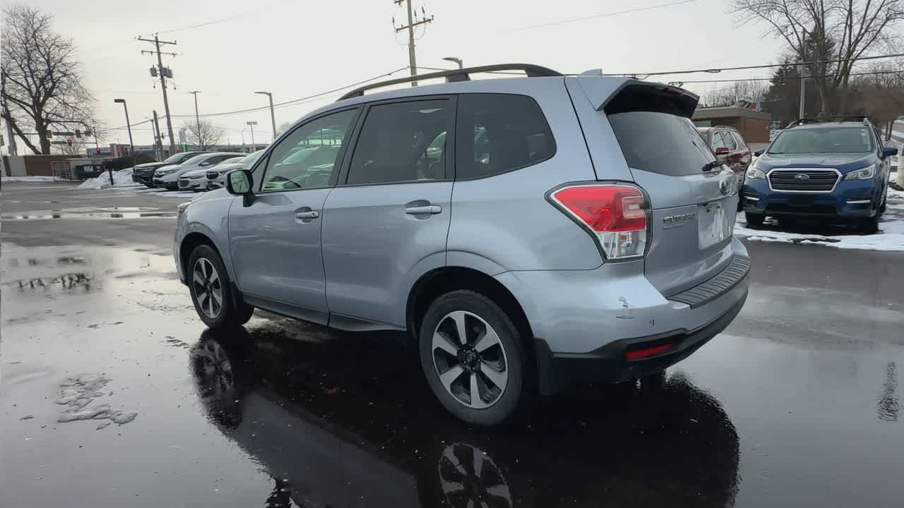 Thumbnail: 2017 Subaru Forester - 6