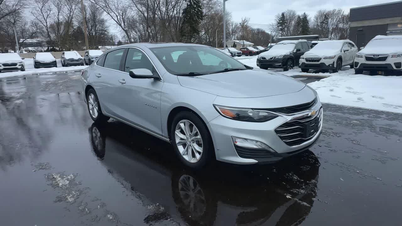 Thumbnail: 2020 Chevrolet Malibu - 2