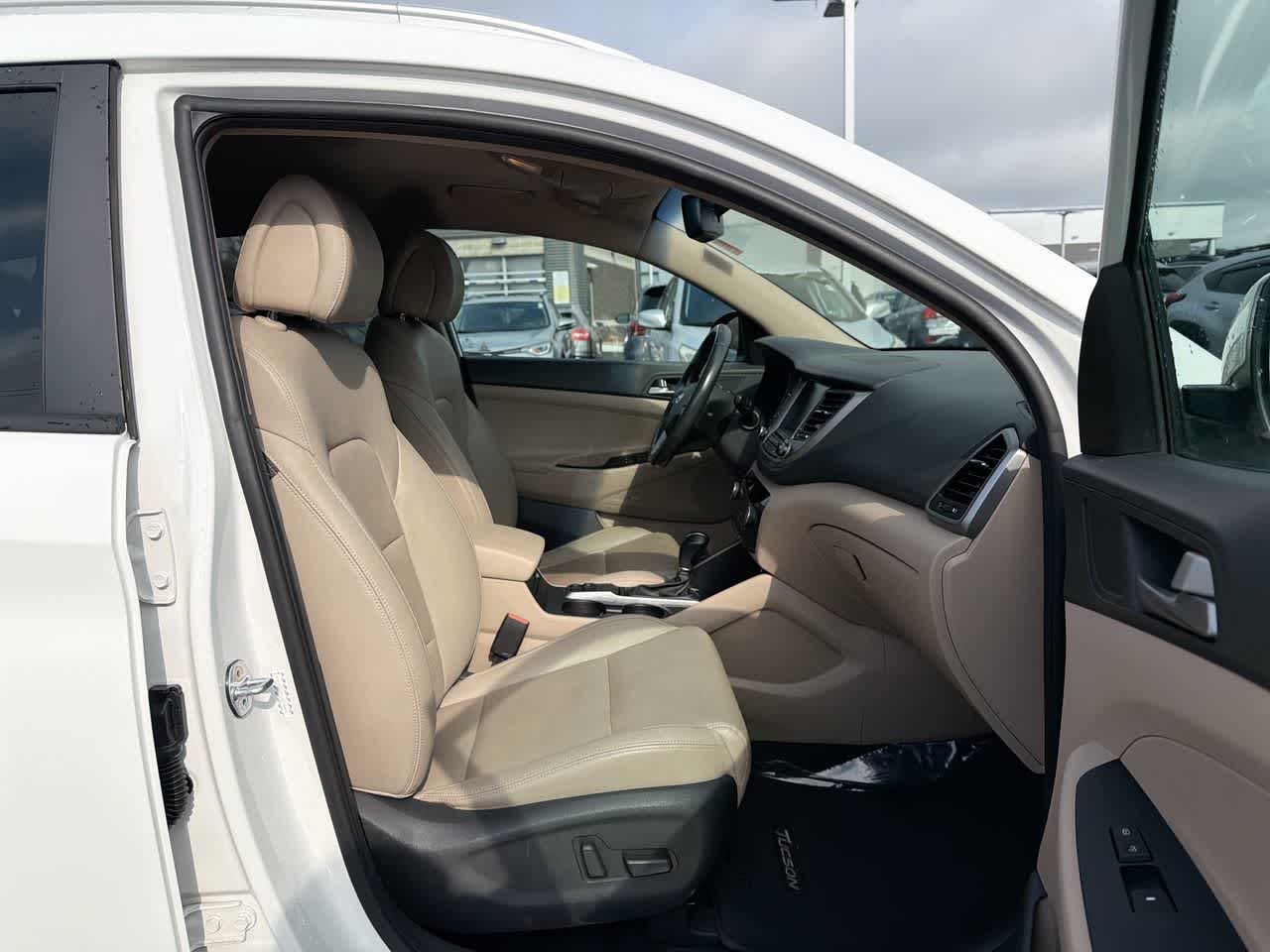 Thumbnail: 2017 Hyundai Tucson - 26