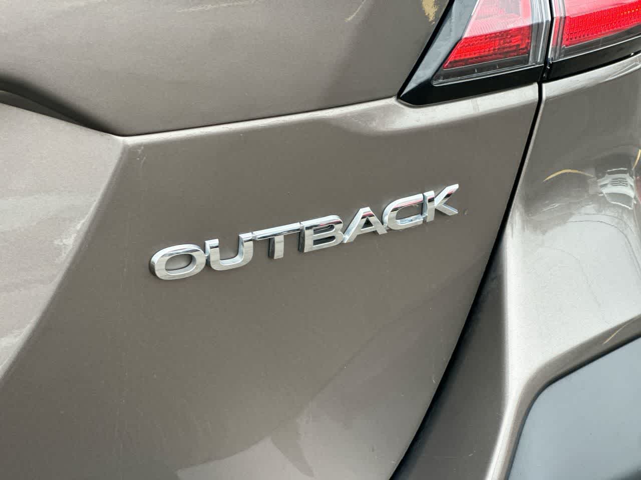 Thumbnail: 2022 Subaru Outback - 18
