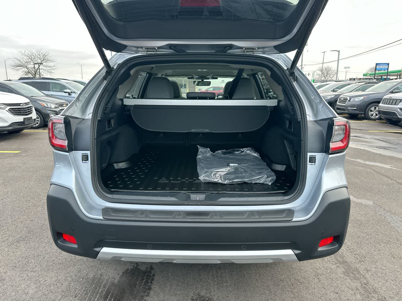 Thumbnail: 2025 Subaru Outback - 38