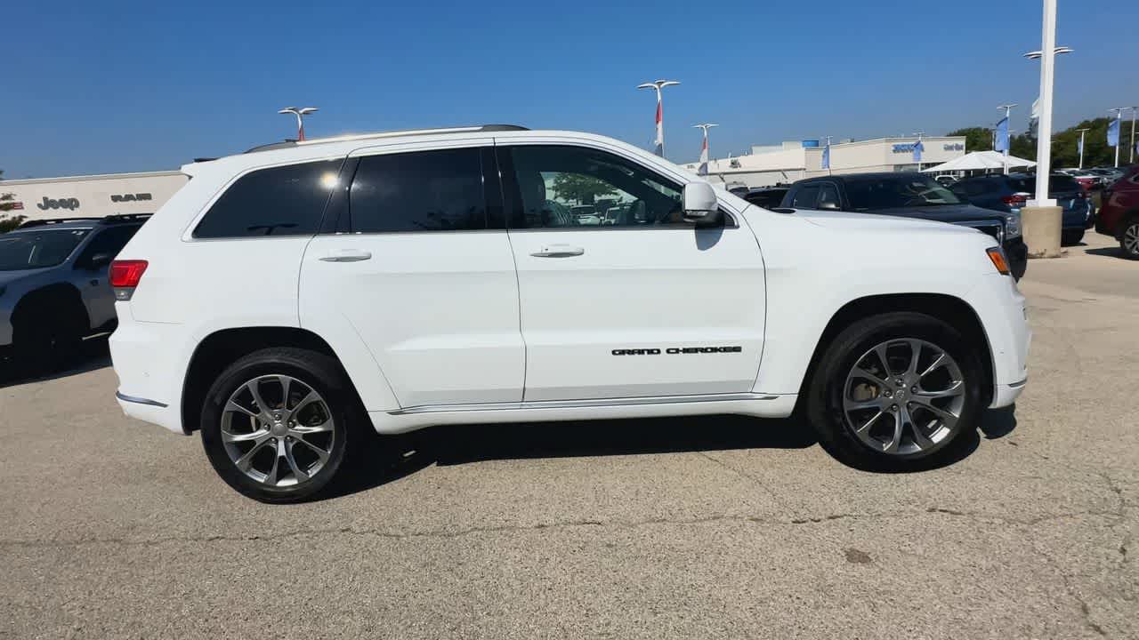 Thumbnail: 2020 Jeep Grand Cherokee - 9