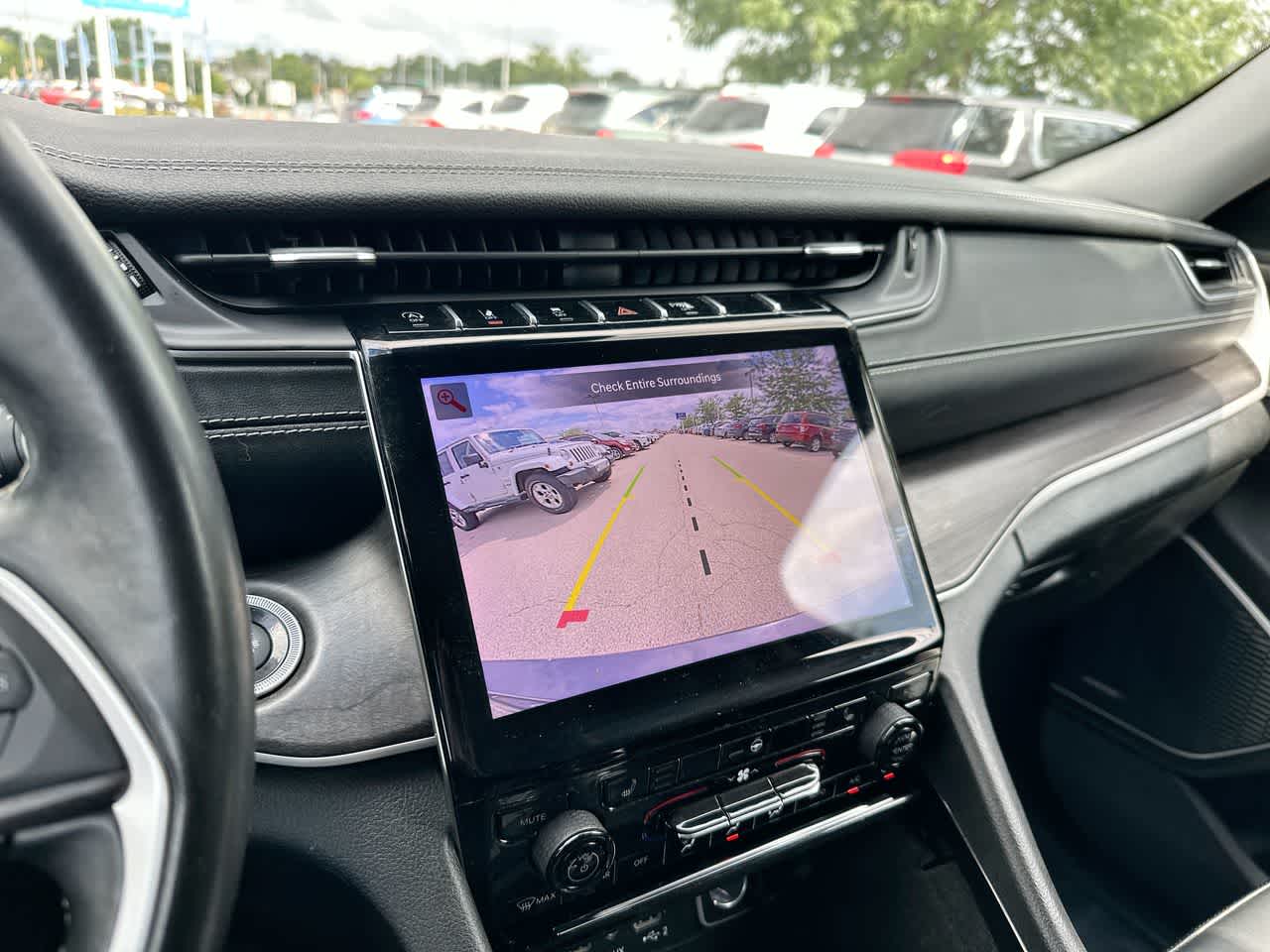 Thumbnail: 2021 Jeep Grand Cherokee L - 33