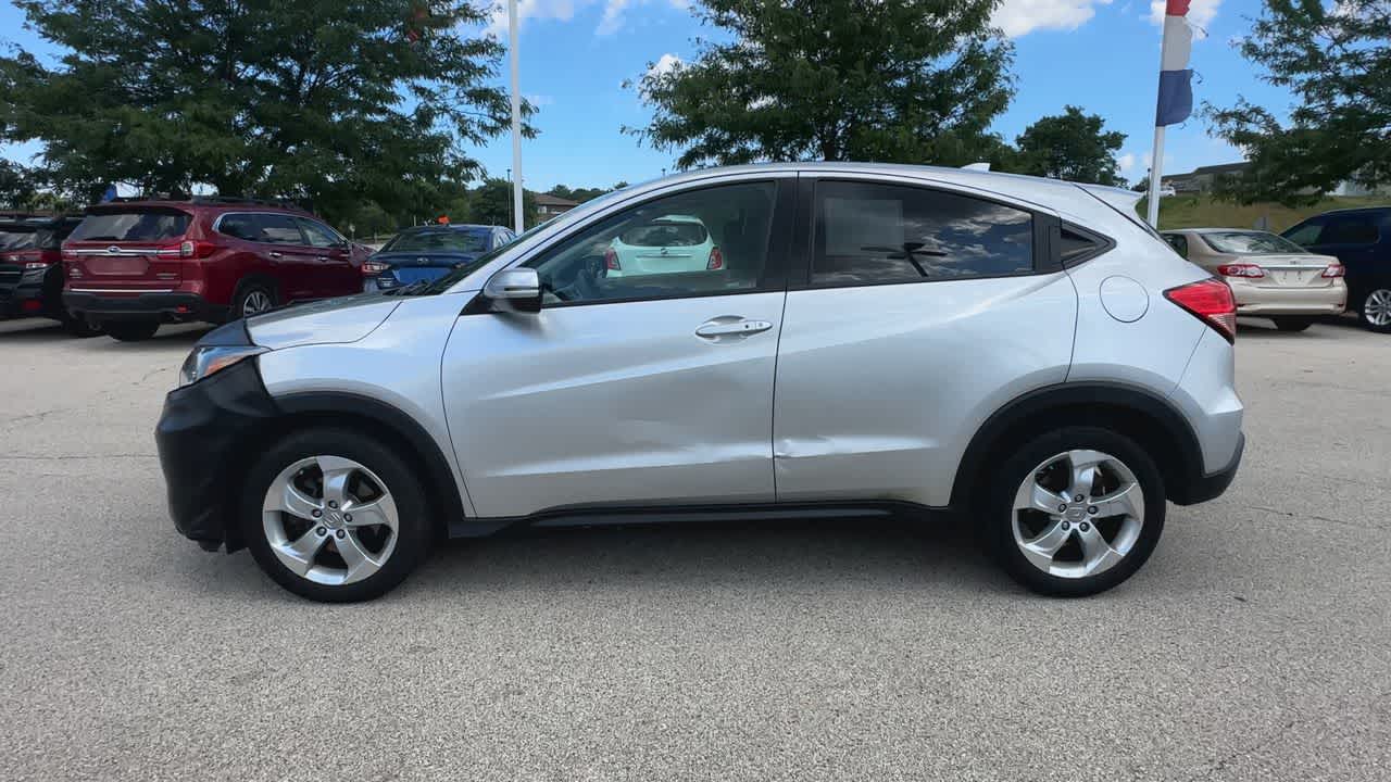 Thumbnail: 2016 Honda HR-V - 5