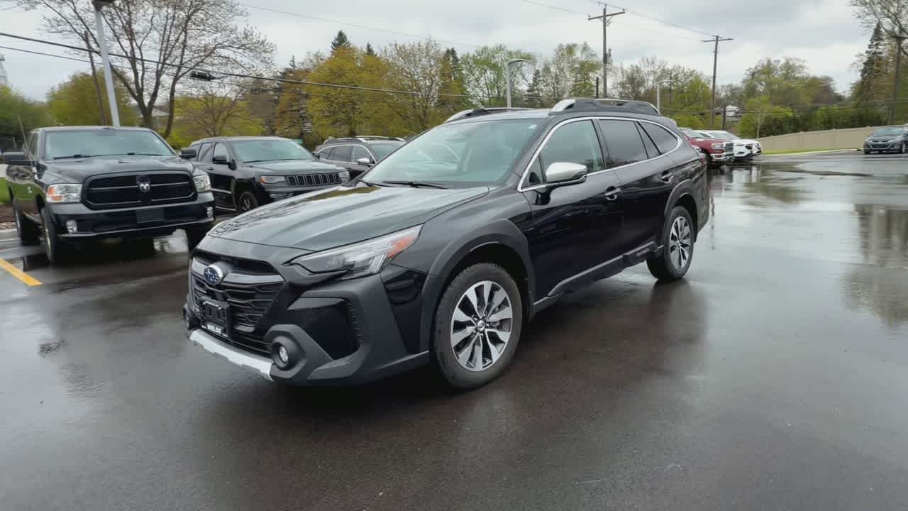 Thumbnail: 2025 Subaru Outback - 4