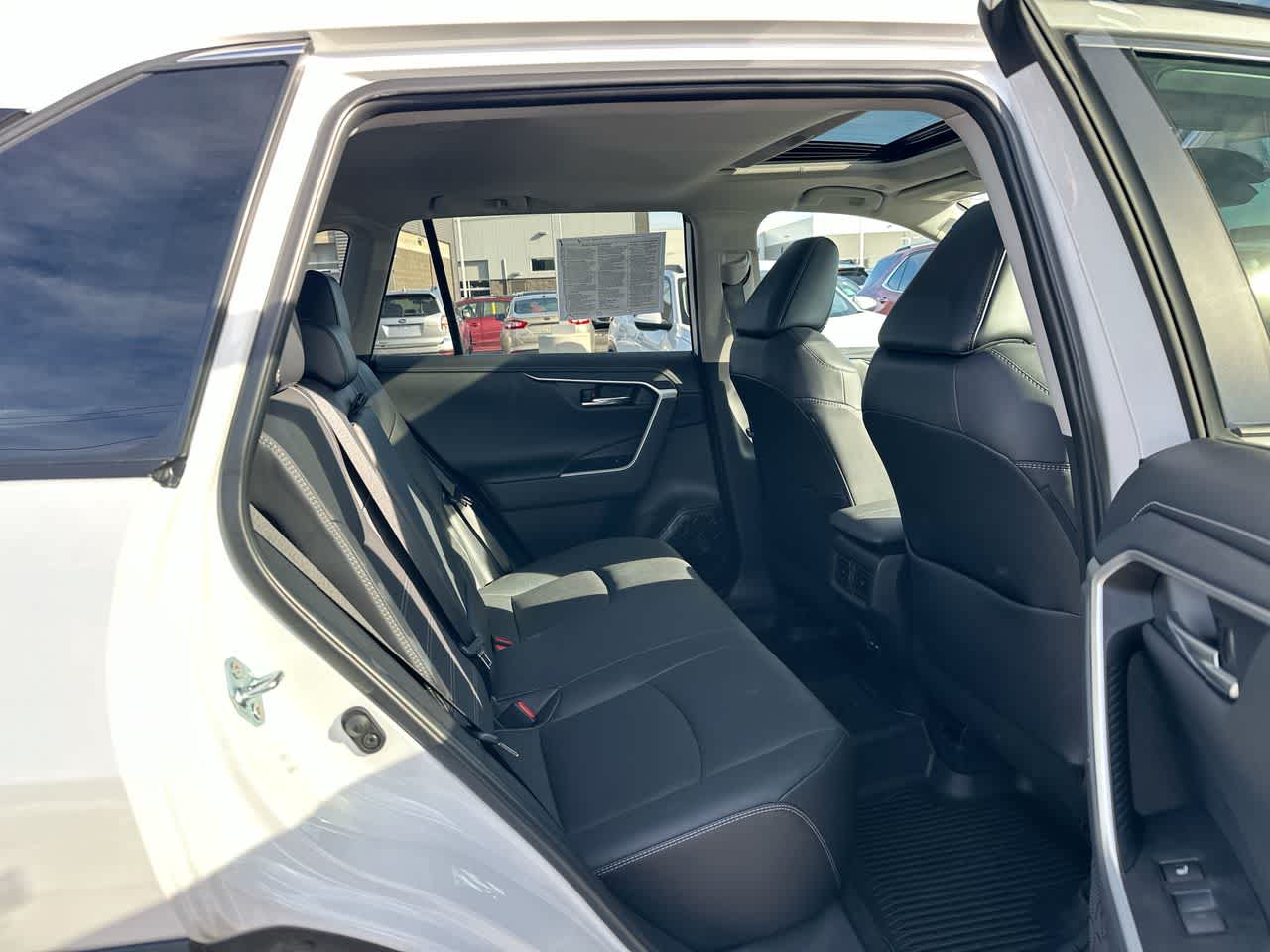 Thumbnail: 2024 Toyota RAV4 - 26