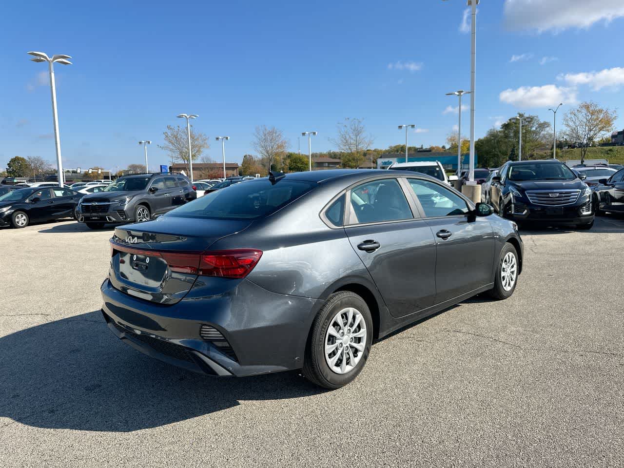 Thumbnail: 2022 Kia Forte - 13