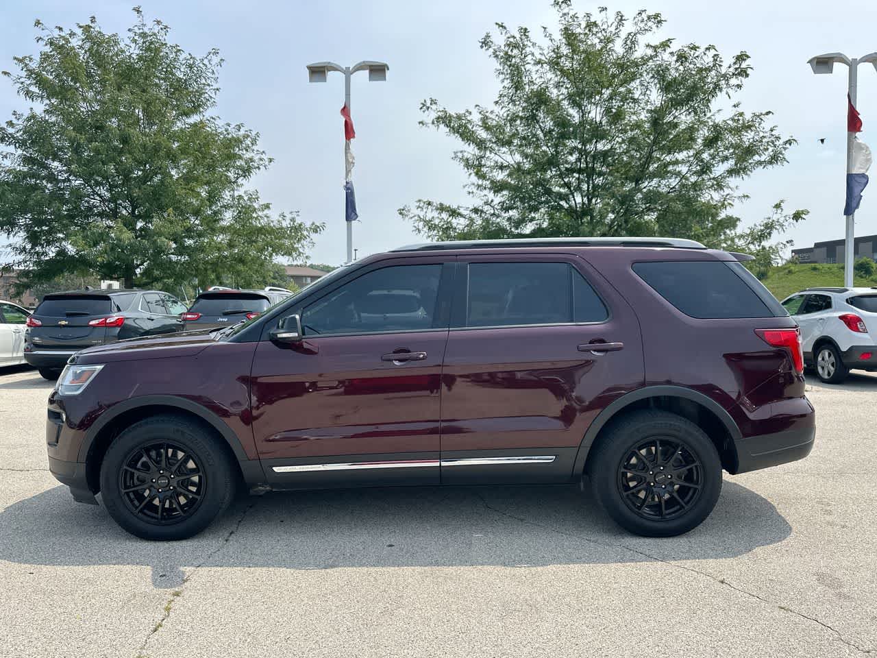 Thumbnail: 2018 Ford Explorer - 10