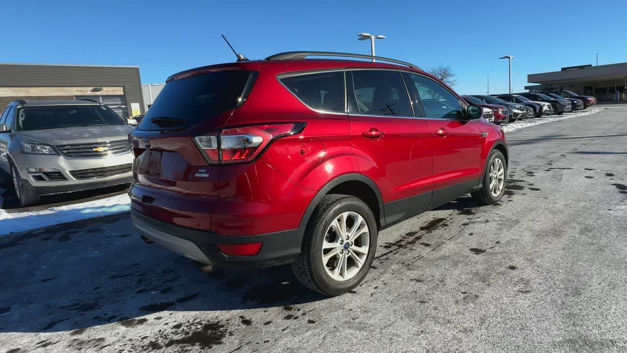 Thumbnail: 2018 Ford Escape - 8