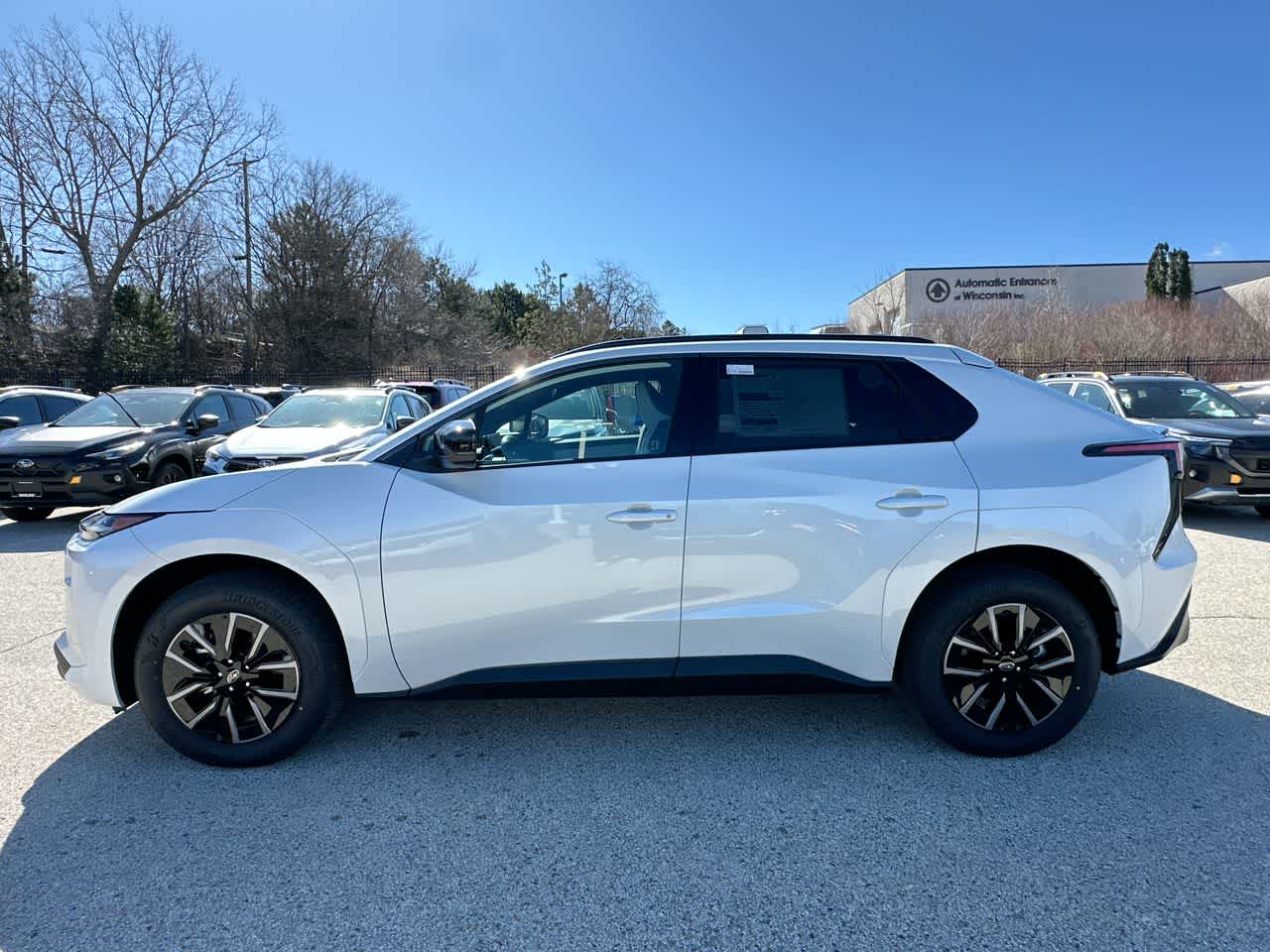 Thumbnail: 2026 Subaru Solterra - 10