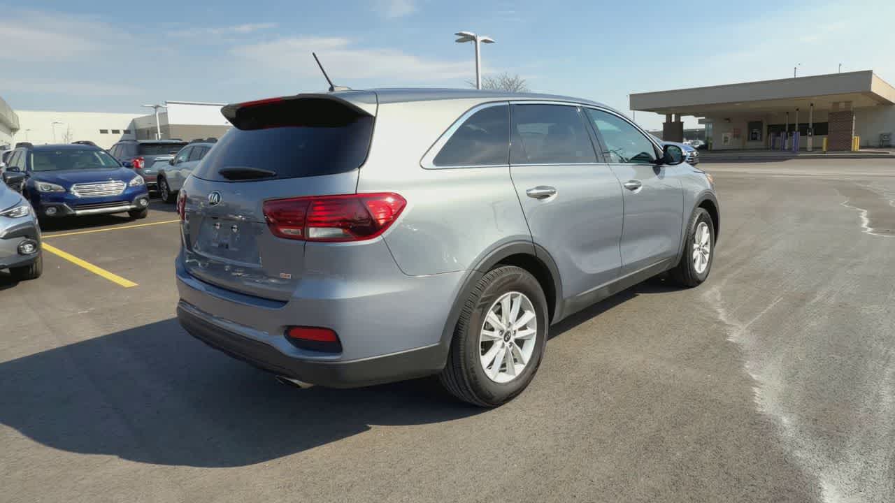 Thumbnail: 2020 Kia Sorento - 9