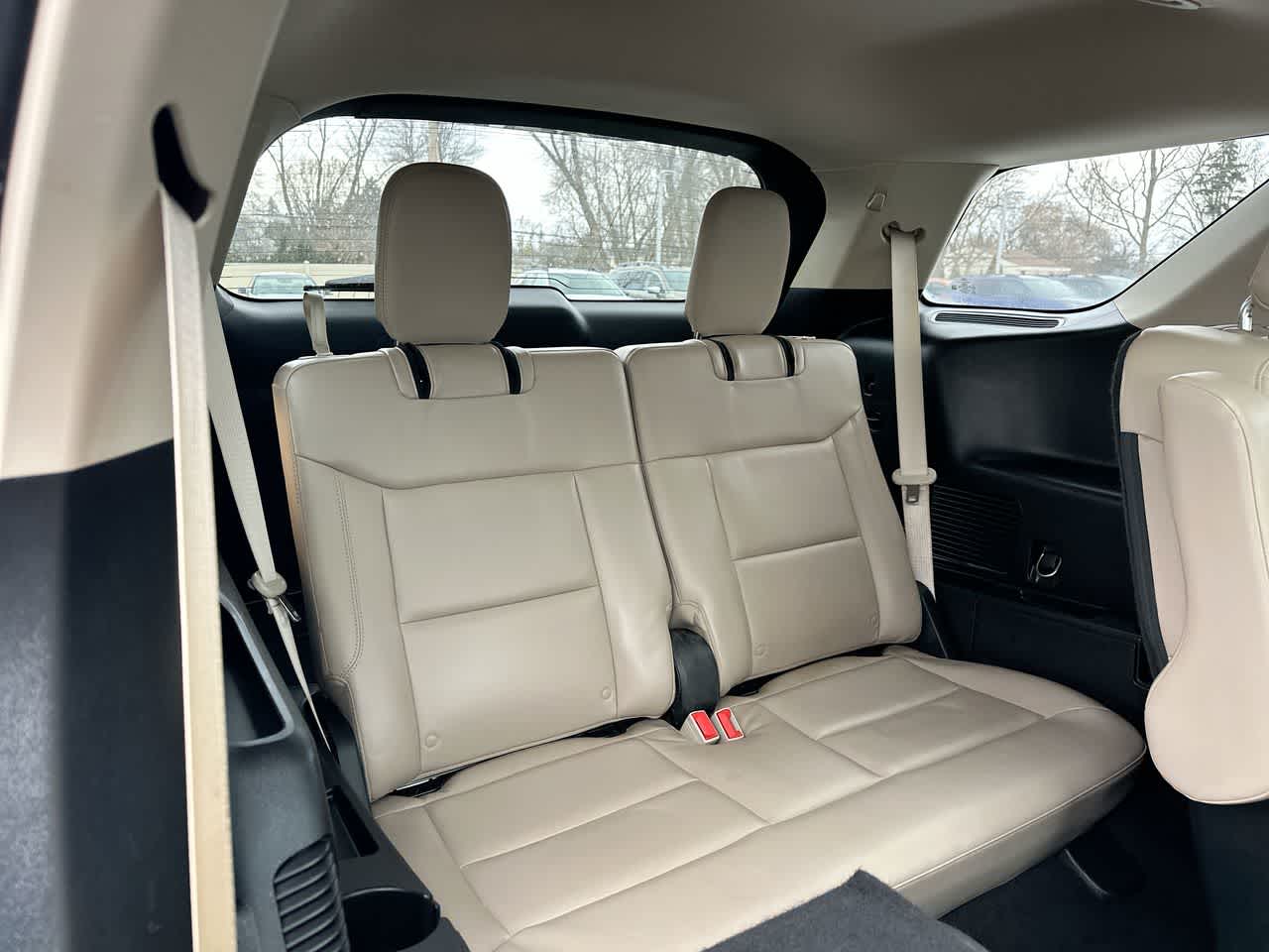 Thumbnail: 2021 Ford Explorer - 27