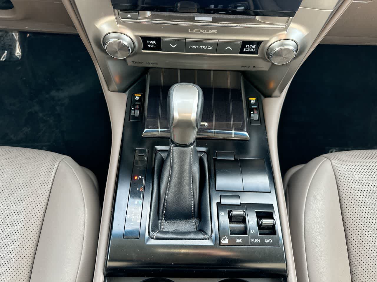 Thumbnail: 2020 Lexus GX - 33