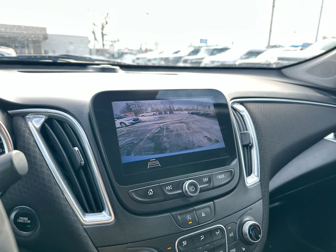 Thumbnail: 2020 Chevrolet Malibu - 29