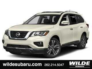 2018 Nissan Pathfinder Platinum -
                  Waukesha, WI