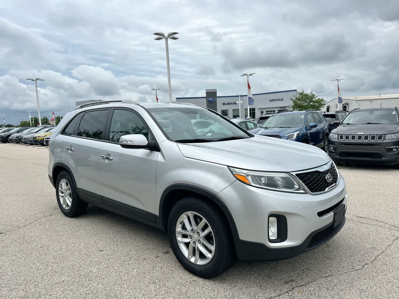 Thumbnail: 2015 Kia Sorento - 15