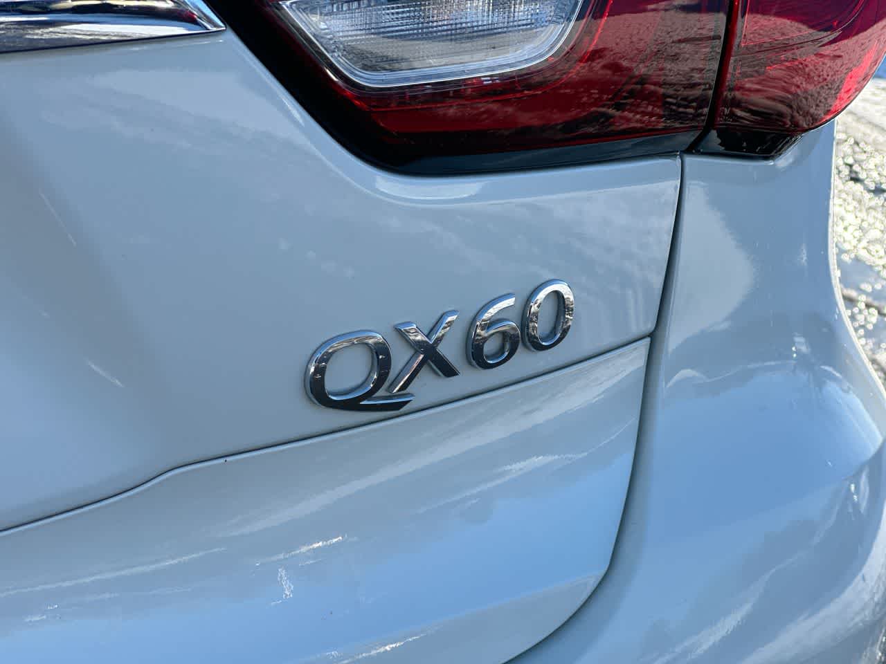 Thumbnail: 2017 INFINITI QX60 - 18