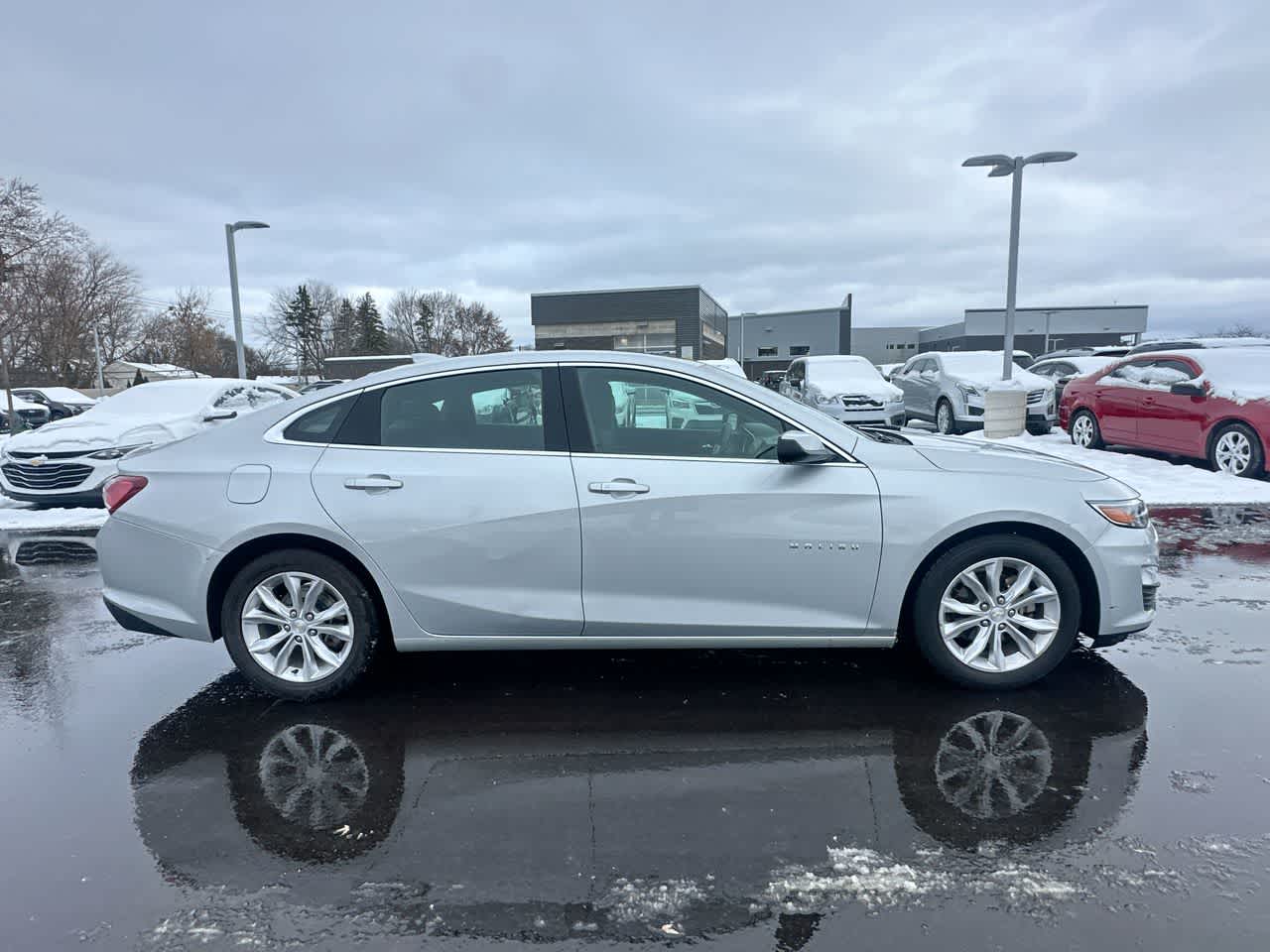 Thumbnail: 2020 Chevrolet Malibu - 14