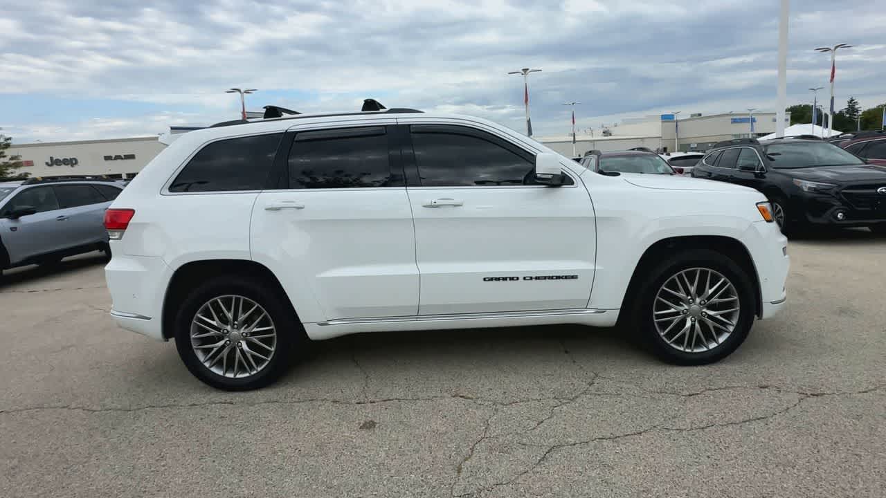 Thumbnail: 2018 Jeep Grand Cherokee - 9