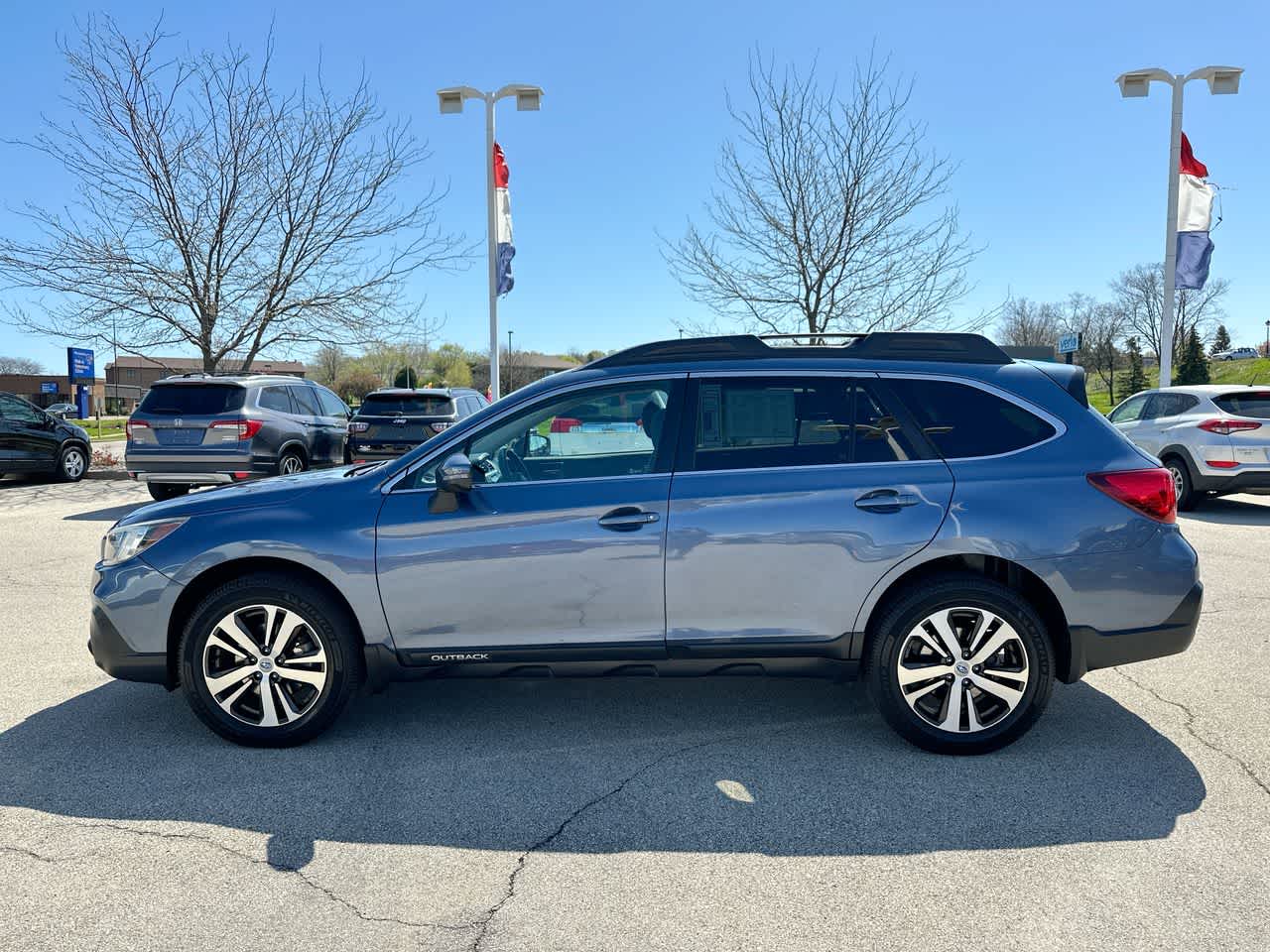 2018 Subaru Outback Limited 10
