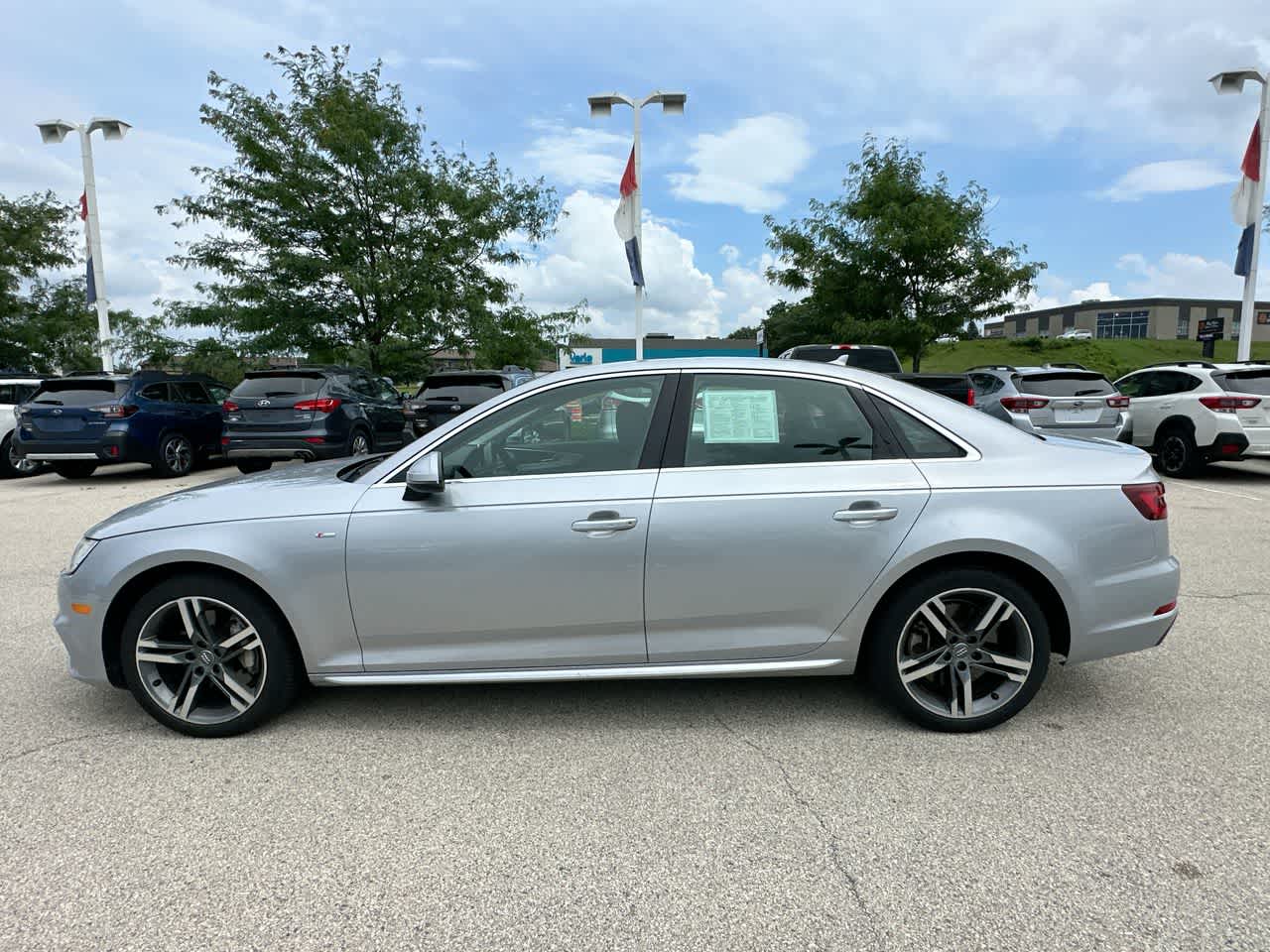Thumbnail: 2018 Audi A4 - 10