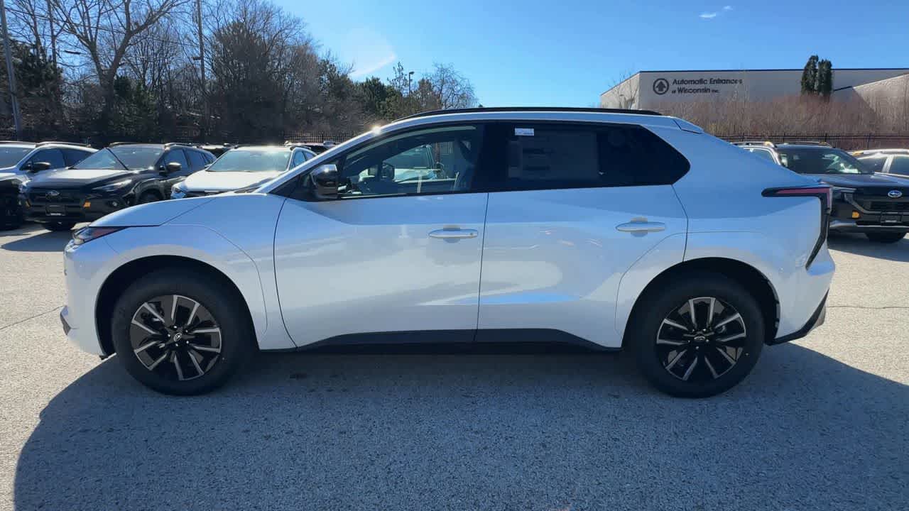 Thumbnail: 2026 Subaru Solterra - 5