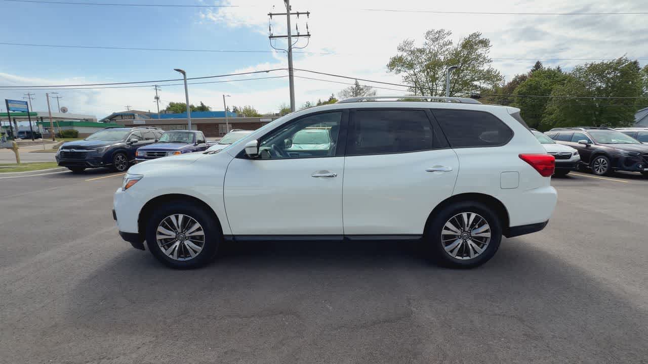 Thumbnail: 2019 Nissan Pathfinder - 5