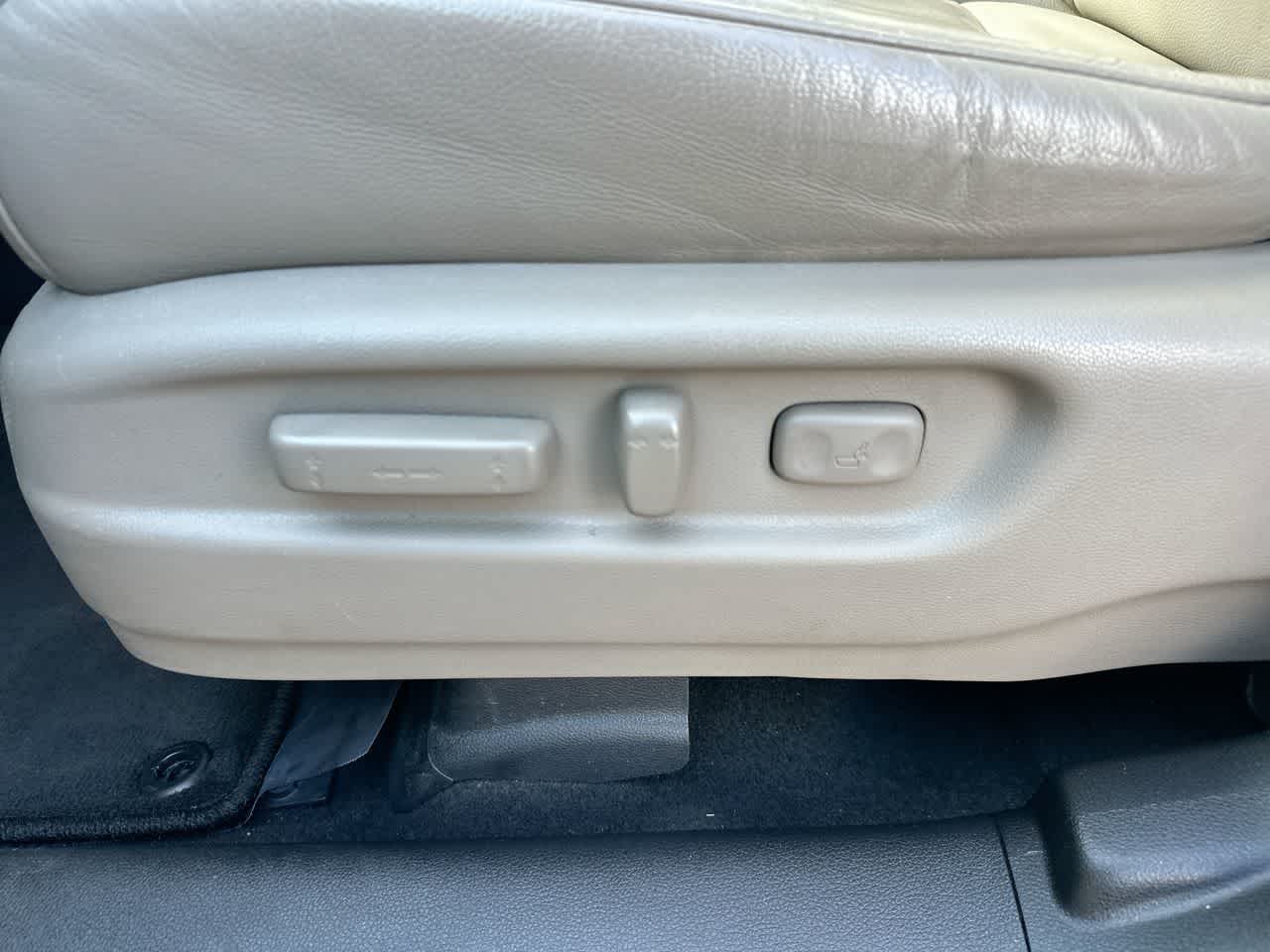 Thumbnail: 2019 Honda Pilot - 22