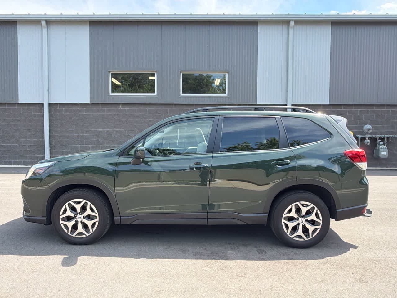 Thumbnail: 2024 Subaru Forester - 10