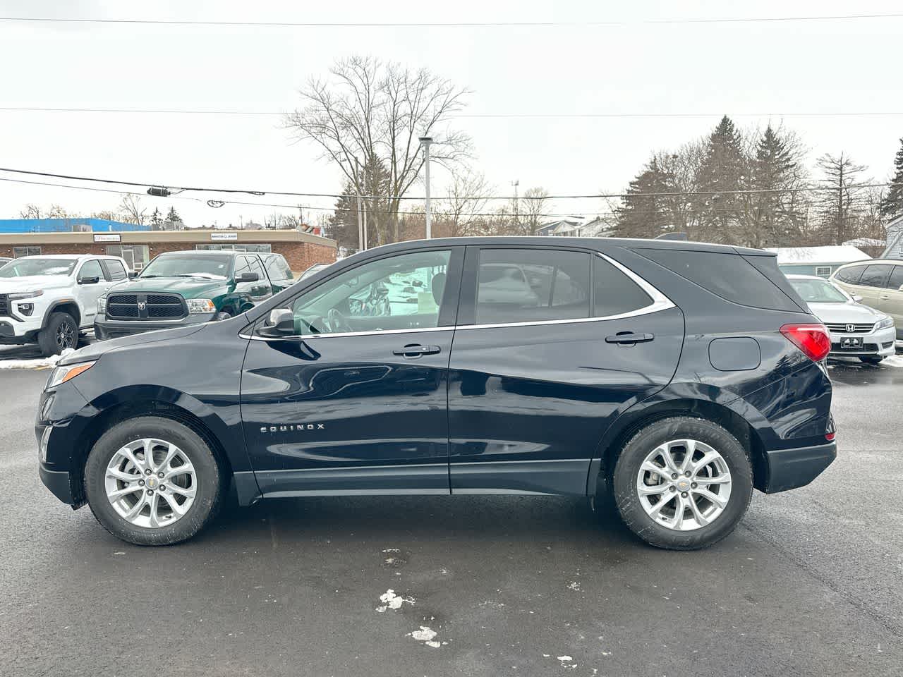Thumbnail: 2020 Chevrolet Equinox - 10