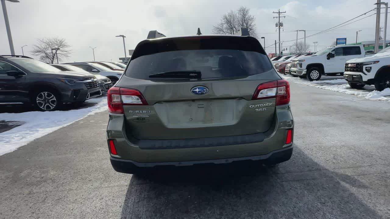 Thumbnail: 2017 Subaru Outback - 7