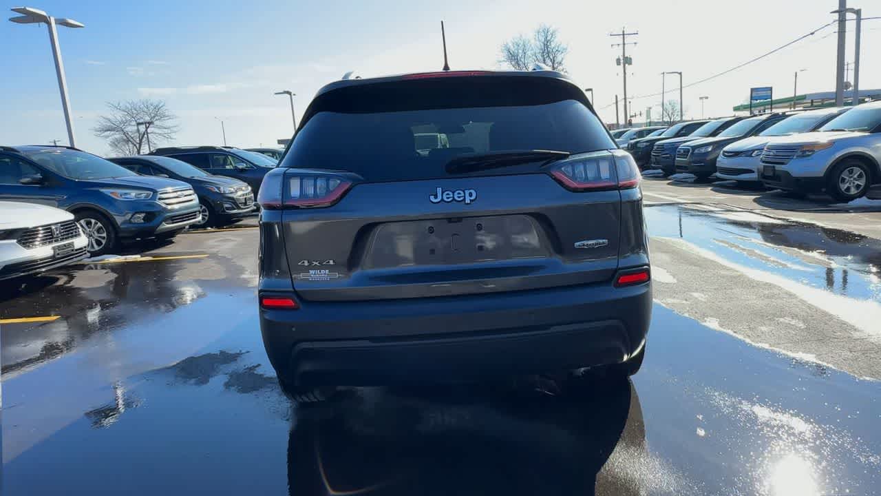 Thumbnail: 2019 Jeep Cherokee - 7