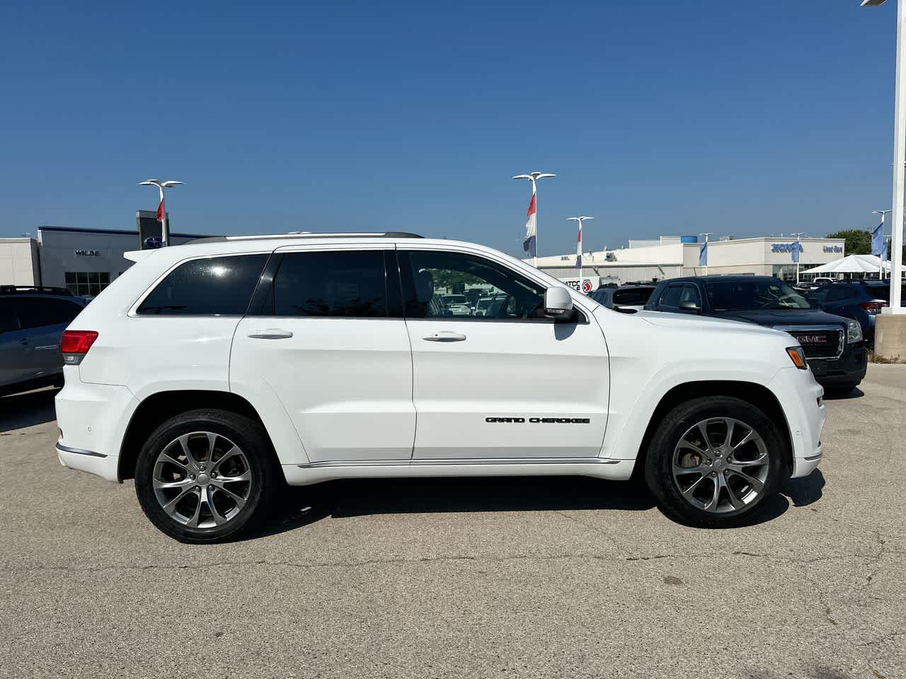 Thumbnail: 2020 Jeep Grand Cherokee - 14