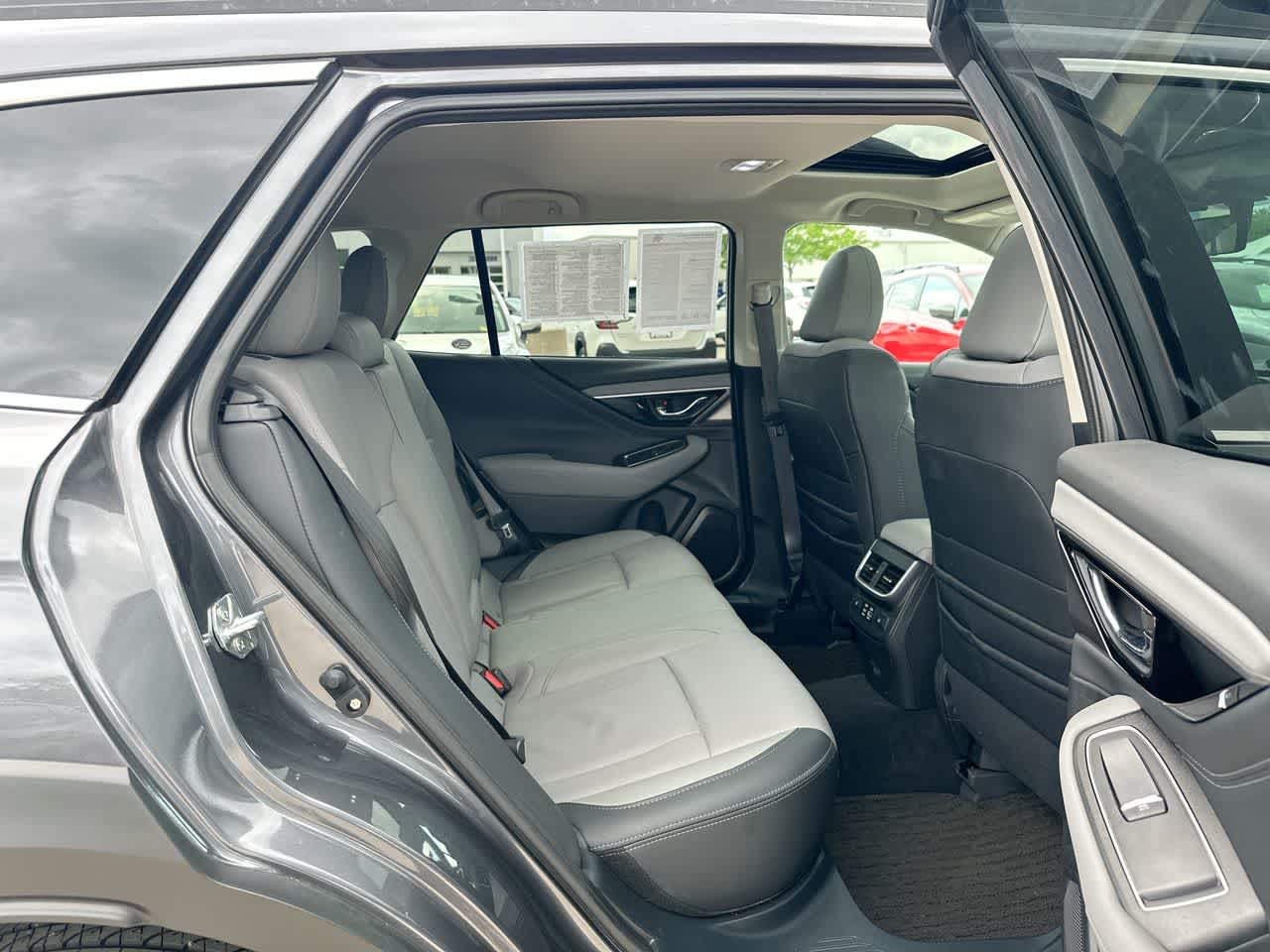 2025 Subaru Outback Limited 26