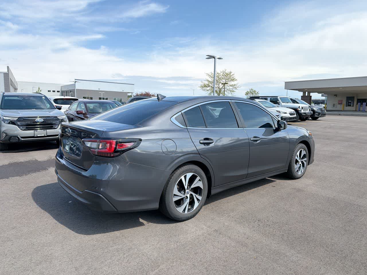 Thumbnail: 2022 Subaru Legacy - 13