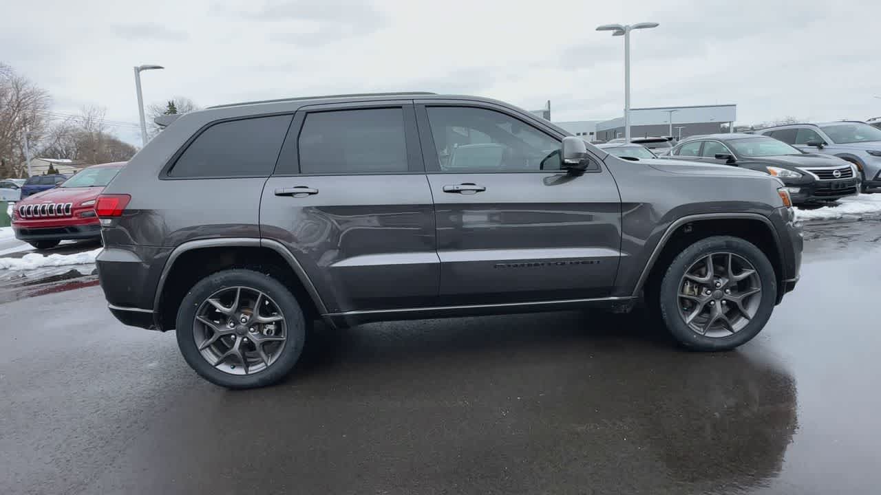 Thumbnail: 2021 Jeep Grand Cherokee - 9