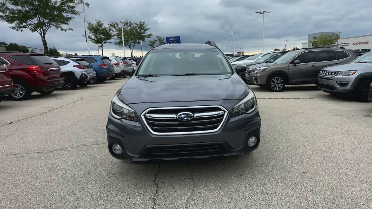 2018 Subaru Outback 2.5i Premium photo 2