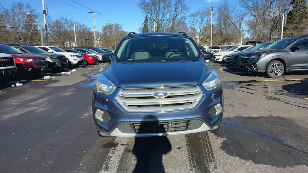 Used 2018 Ford Escape SE SUV