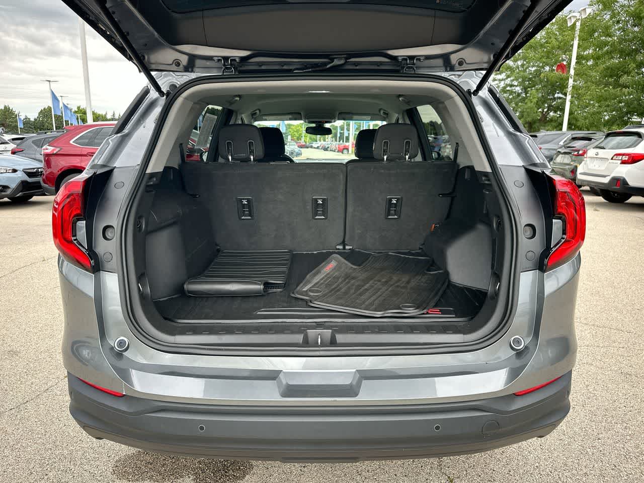 Thumbnail: 2019 GMC Terrain - 35