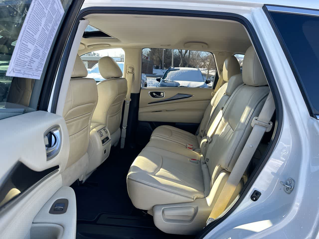 Thumbnail: 2017 INFINITI QX60 - 25