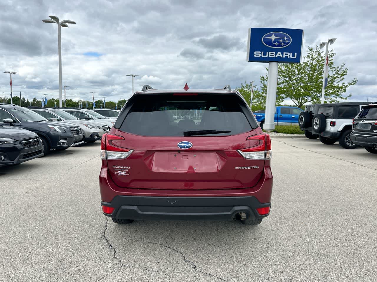 2022 Subaru Forester Premium 12