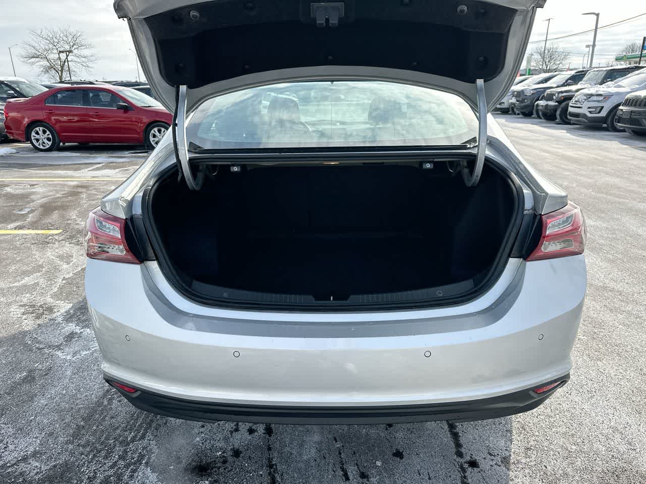 Thumbnail: 2020 Chevrolet Malibu - 33