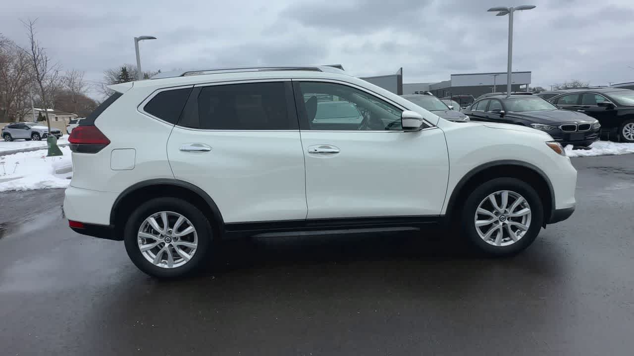 Thumbnail: 2018 Nissan Rogue - 9