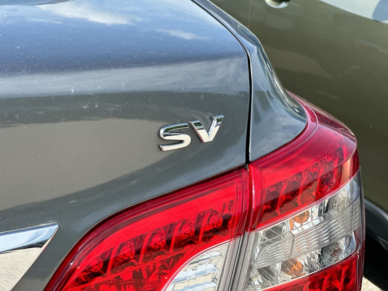 Thumbnail: 2015 Nissan Sentra - 27