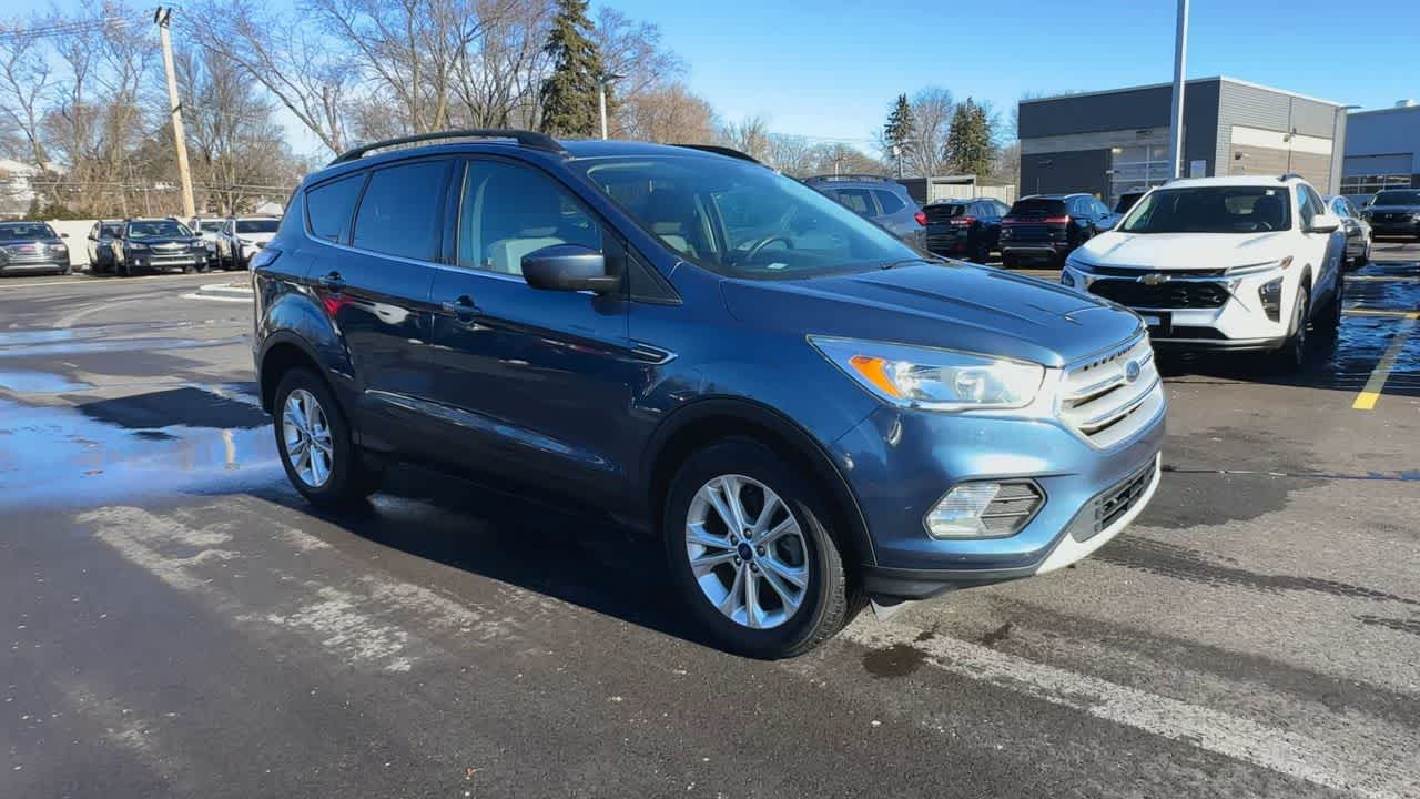 Thumbnail: 2018 Ford Escape - 2