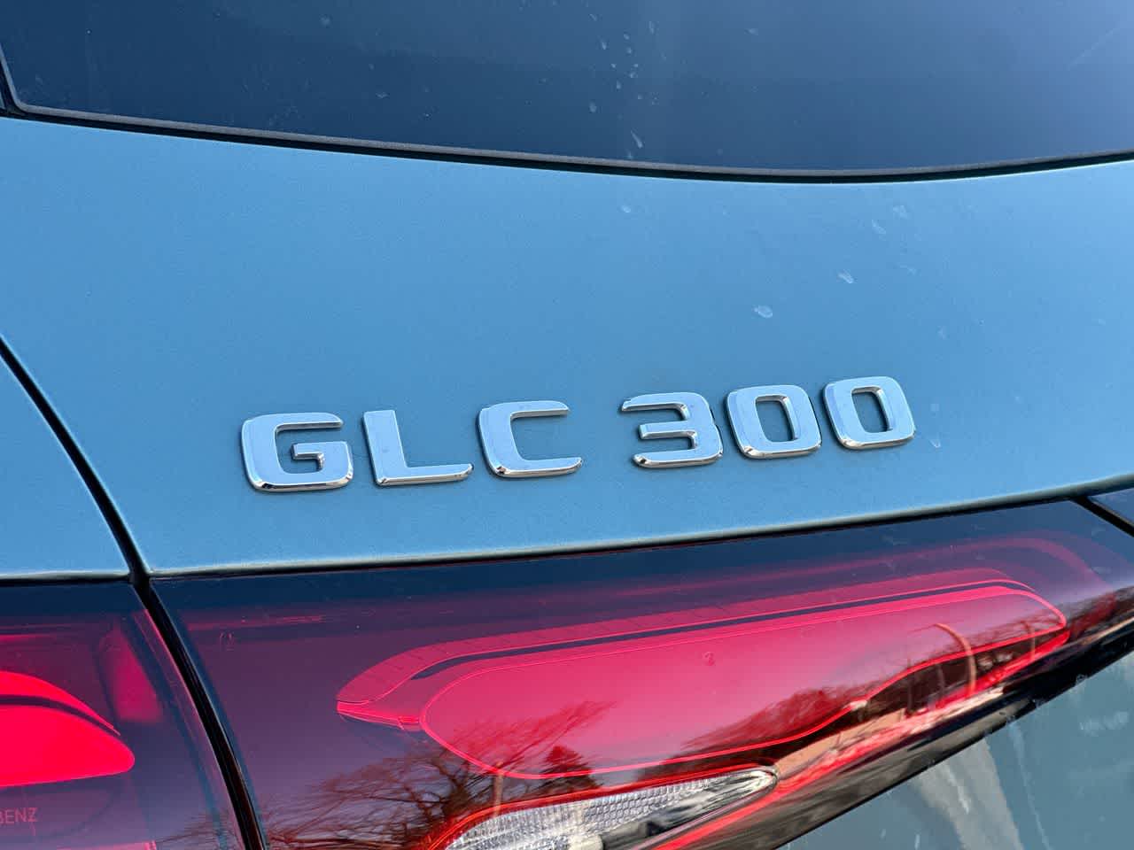 Thumbnail: 2025 Mercedes-Benz GLC - 17