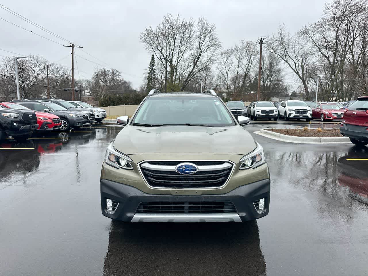 Thumbnail: 2022 Subaru Outback - 16