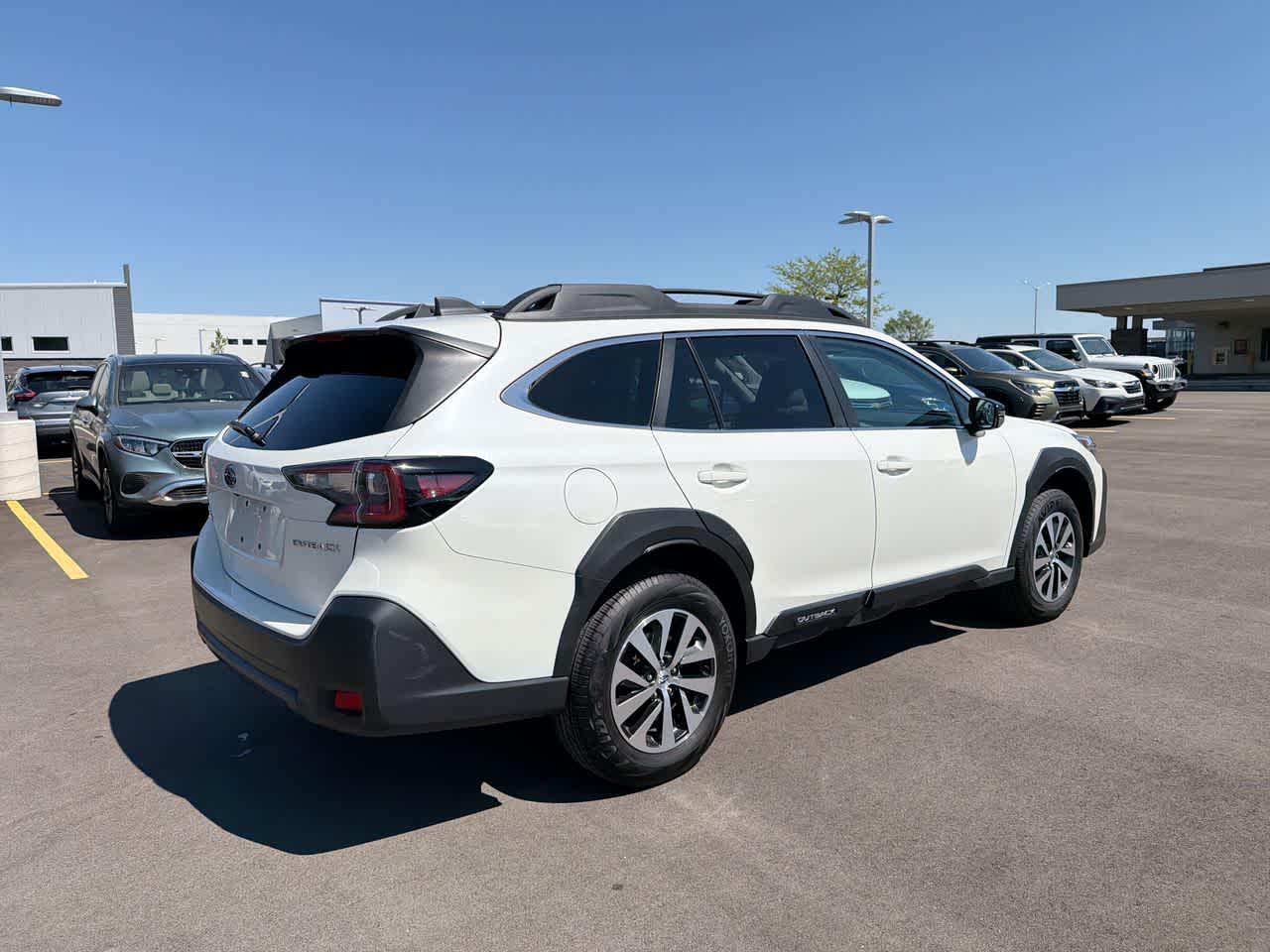 Thumbnail: 2023 Subaru Outback - 13