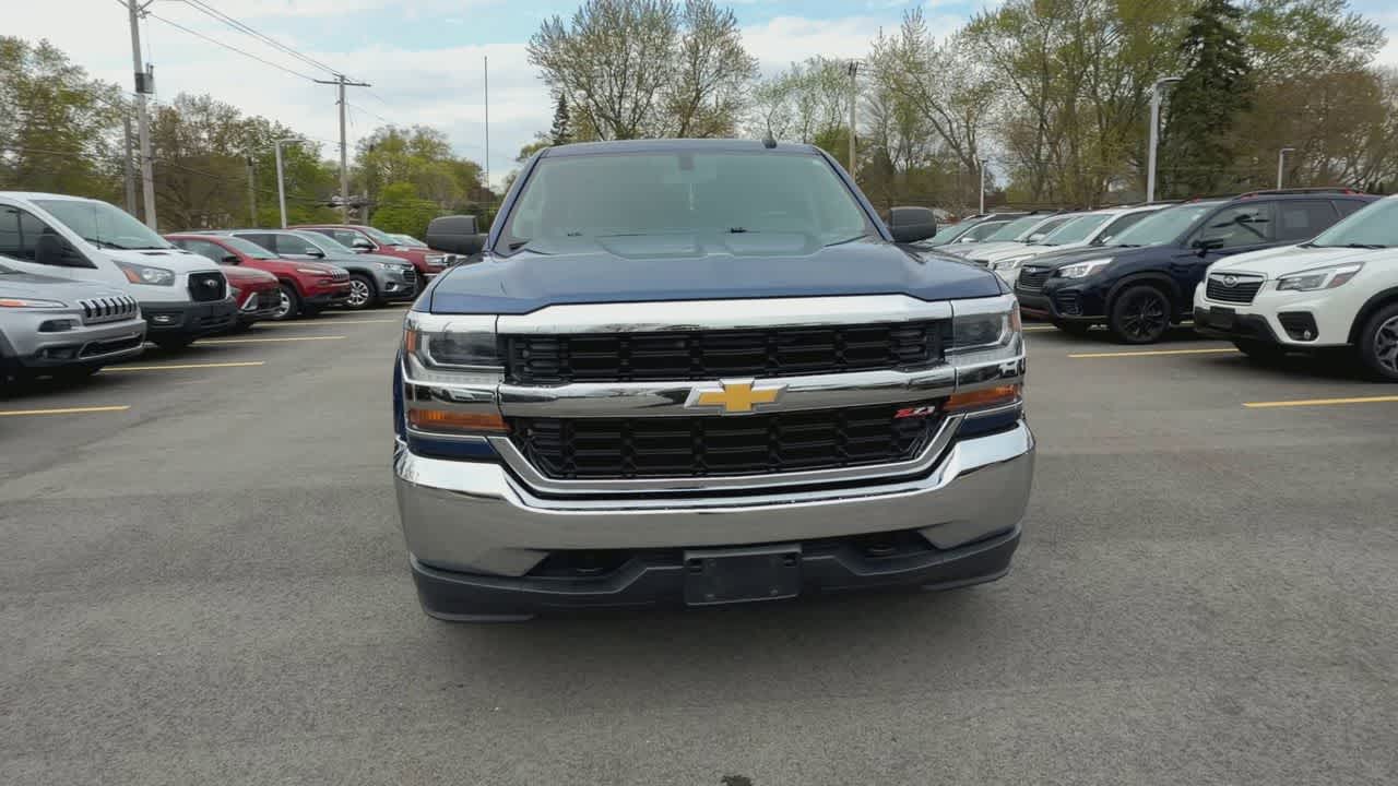 Thumbnail: 2016 Chevrolet Silverado 1500 - 3