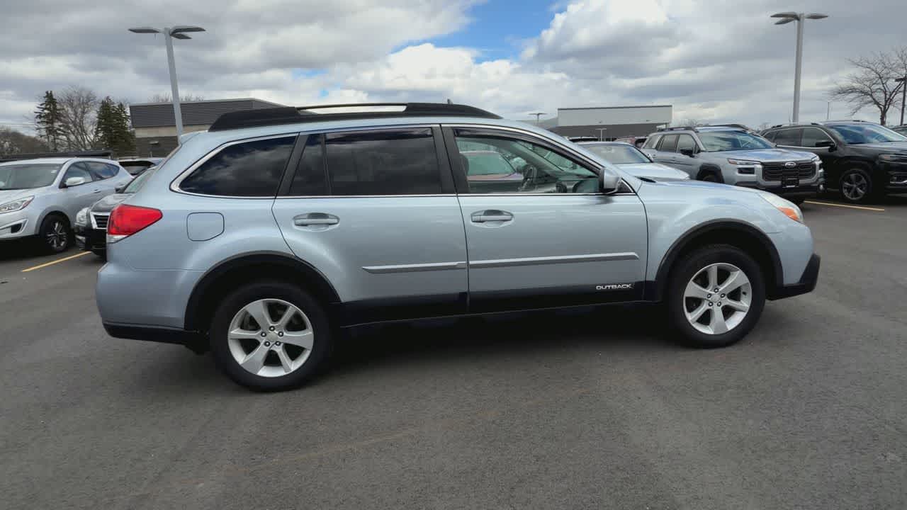 Thumbnail: 2014 Subaru Outback - 10